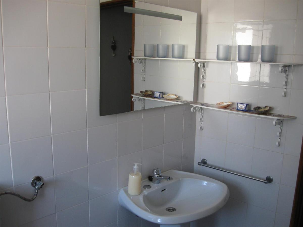 Flat Over The Sea 1Min To The Beach Apartment บัวร์คูส ภายนอก รูปภาพ