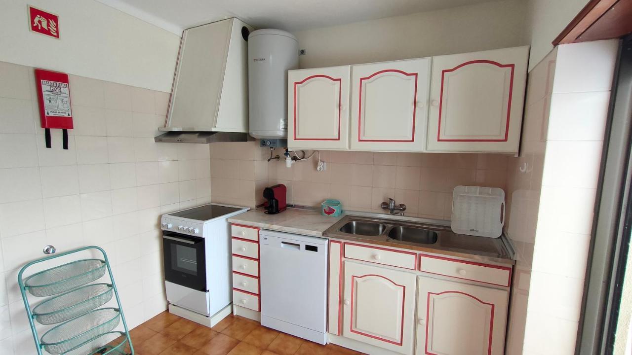 Flat Over The Sea 1Min To The Beach Apartment บัวร์คูส ภายนอก รูปภาพ