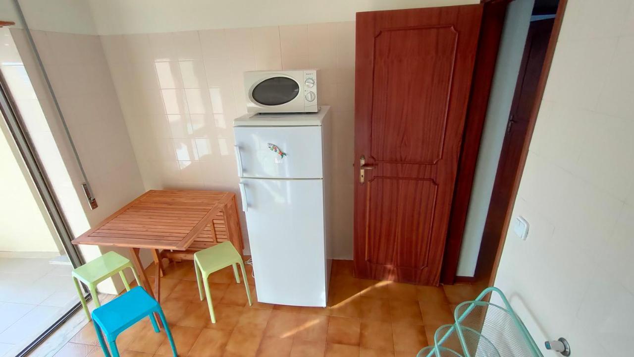 Flat Over The Sea 1Min To The Beach Apartment บัวร์คูส ภายนอก รูปภาพ